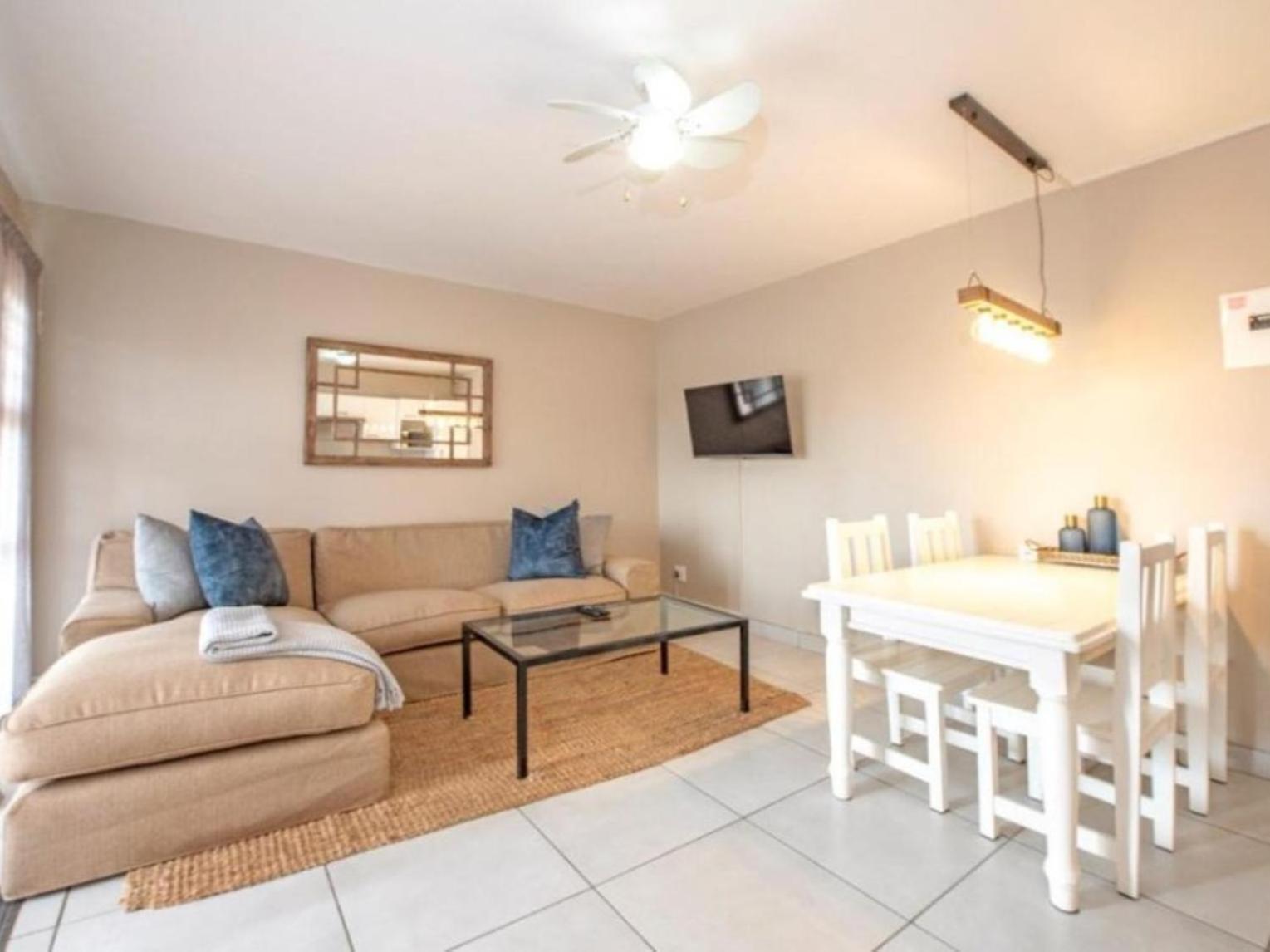 Kelly'S Beachfront Apartments Port Alfred Habitación foto